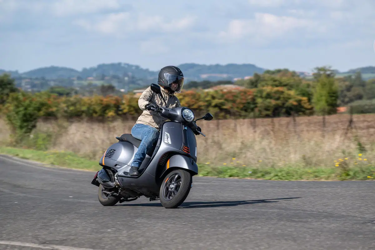 Piaggio Vespa GTS 300 TEST: il Vespone è tornato! (5)
