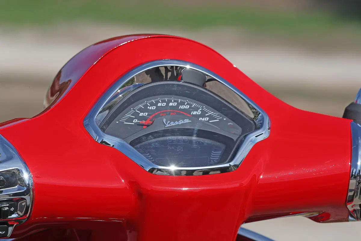 Piaggio Vespa GTS 300 TEST: il Vespone è tornato! (21)