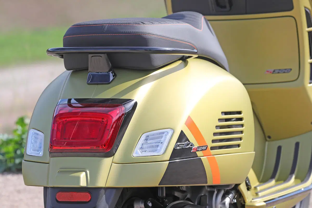 Piaggio Vespa GTS 300 TEST: il Vespone è tornato! (28)