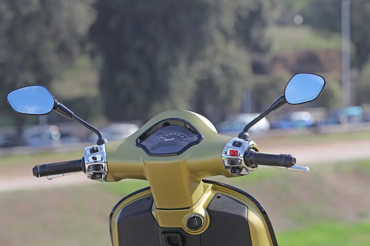 Piaggio Vespa GTS 300 TEST: il Vespone è tornato! (29)