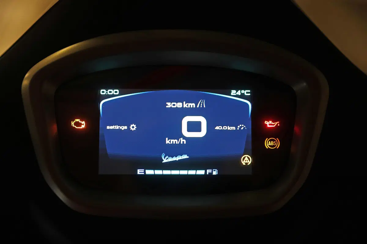 Piaggio Vespa GTS 300 TEST: il Vespone è tornato! (37)