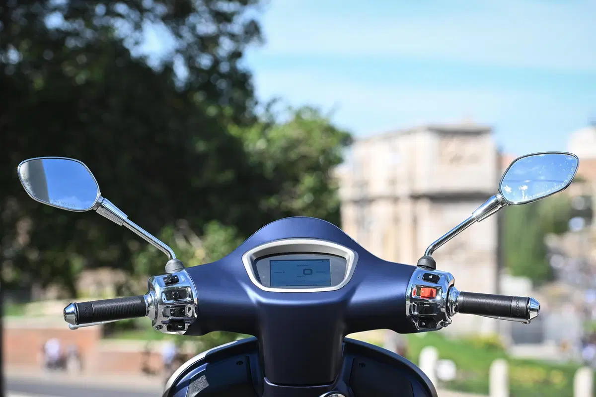 Piaggio Vespa GTS 300 TEST: il Vespone è tornato! (46)