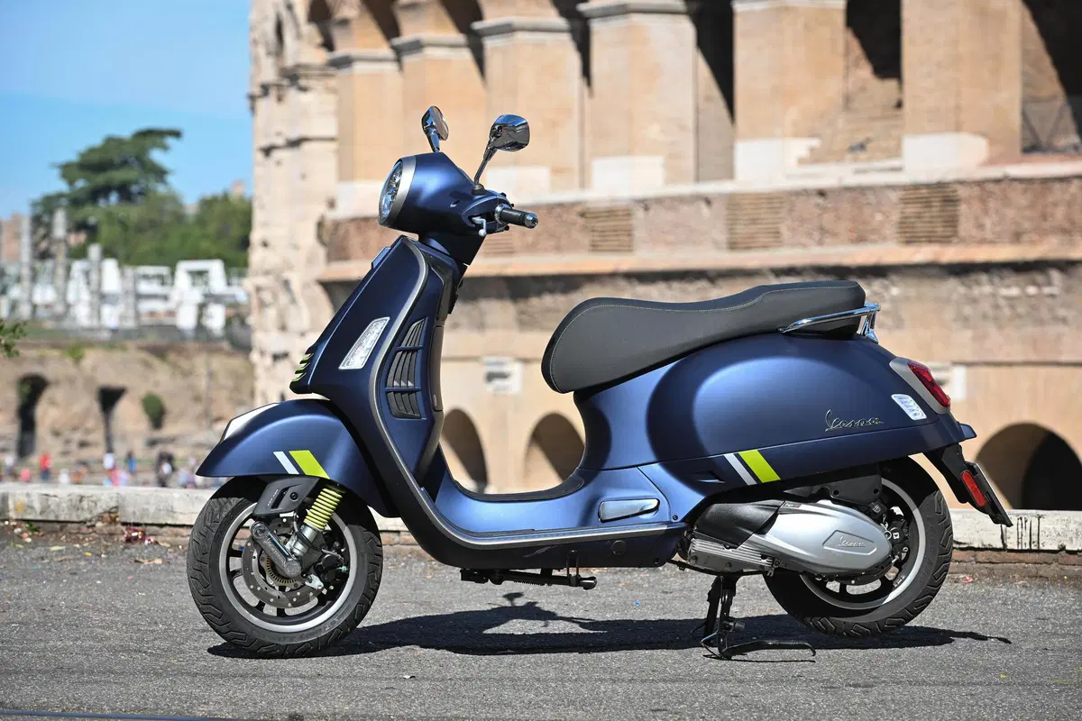 Piaggio Vespa GTS 300 TEST: il Vespone è tornato! (49)