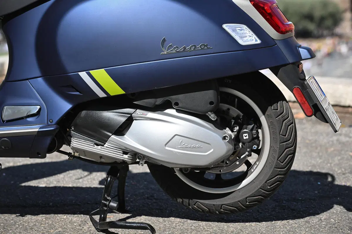 Piaggio Vespa GTS 300 TEST: il Vespone è tornato! (52)