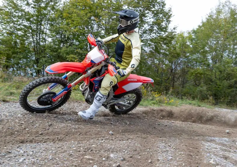 Honda CRF 400RX CRF 400RX Enduro (2023) (8)