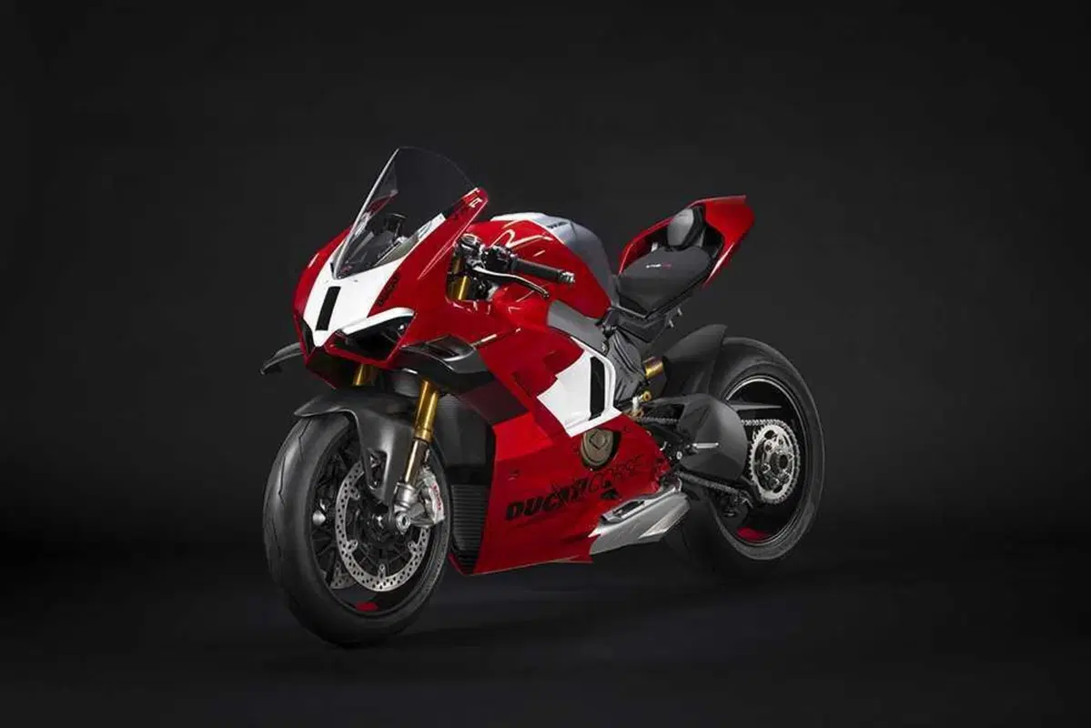 Nuova Ducati Panigale V4R 2023: 240 cavalli vi possono bastare? [VIDEO e GALLERY] (18)