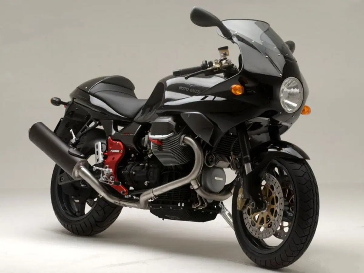 Moto Guzzi V11 Le Mans Nero Corsa (2003 - 06)