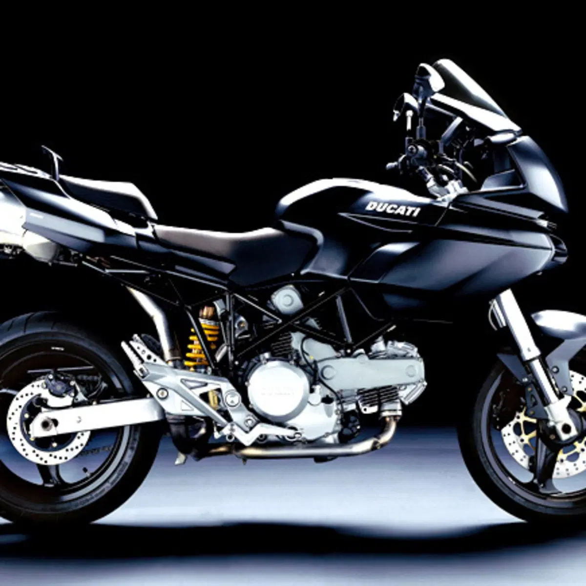 Ducati Multistrada 620 Dark SD (2005 - 07)