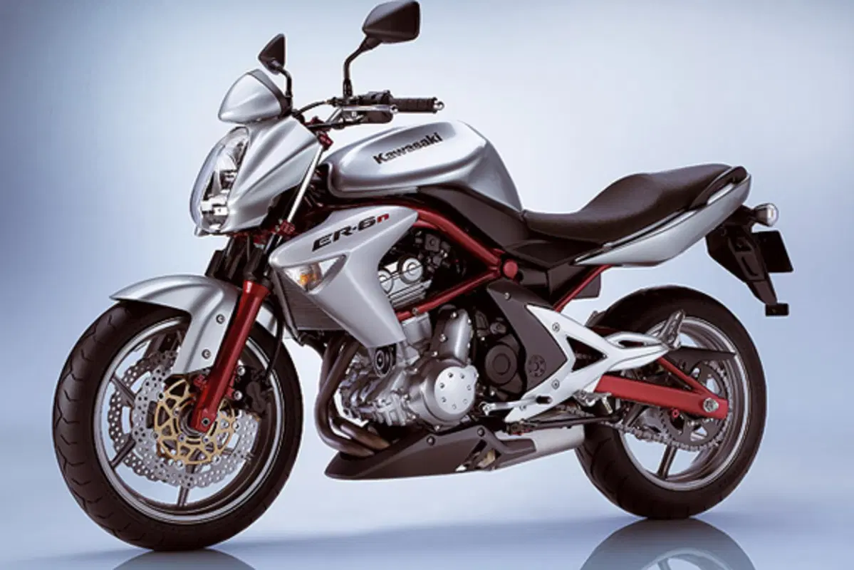 Kawasaki ER-6N (2005 - 08)