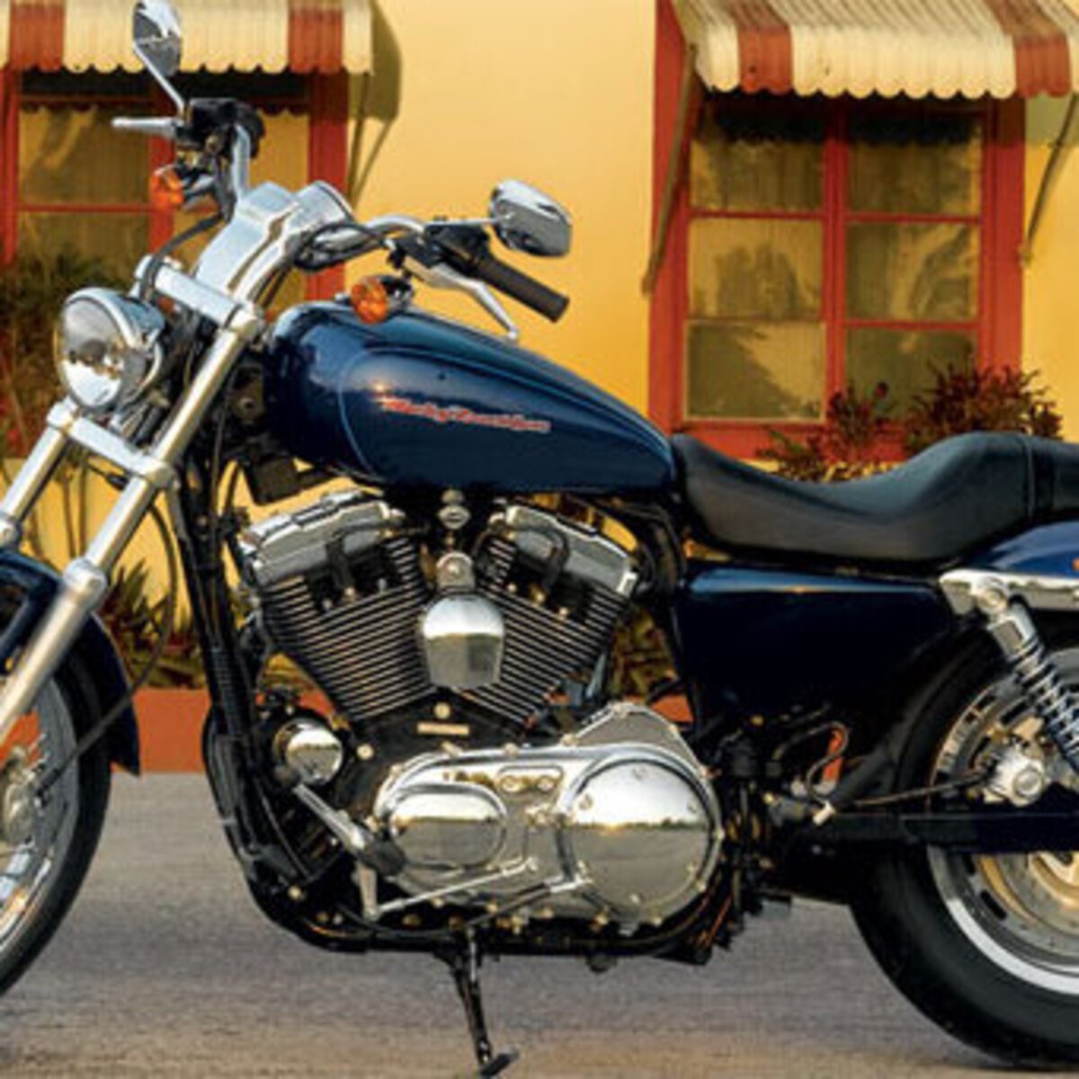 Harley-Davidson 1200 Custom (2004 - 06) - XL 1200C