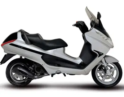Piaggio X8 125