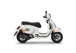 Vespa GTS 300 Super Sport (2023 - 24) nuova