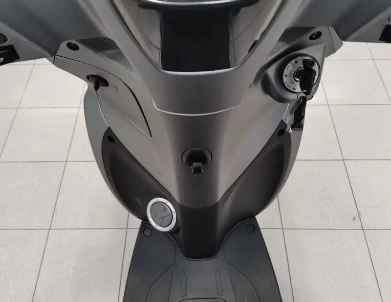 Kymco People 125i S (2021 - 25) (17)