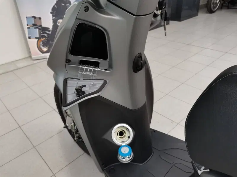 Kymco People 125i S (2021 - 25) (18)