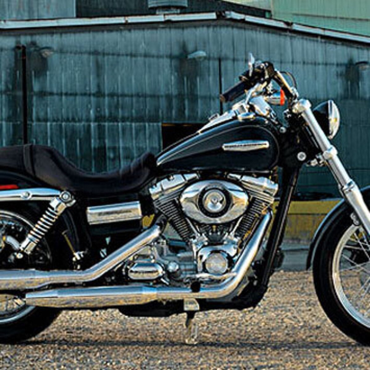 Harley-Davidson 1584 Super Glide Custom (2007) - FXDC
