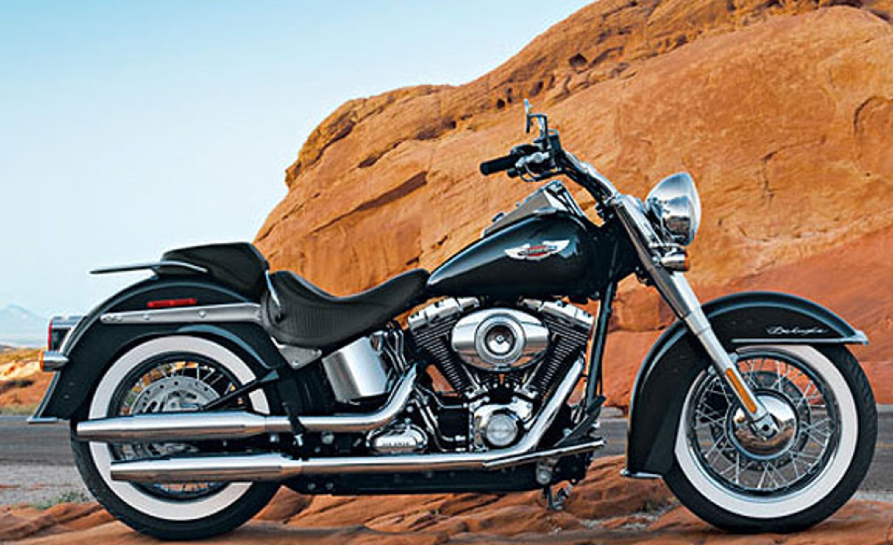 Harley-Davidson Softail 1584 Deluxe (2007 - 08) - FLSTN