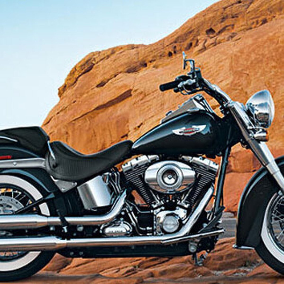 Harley-Davidson 1584 Deluxe (2007 - 08) - FLSTN