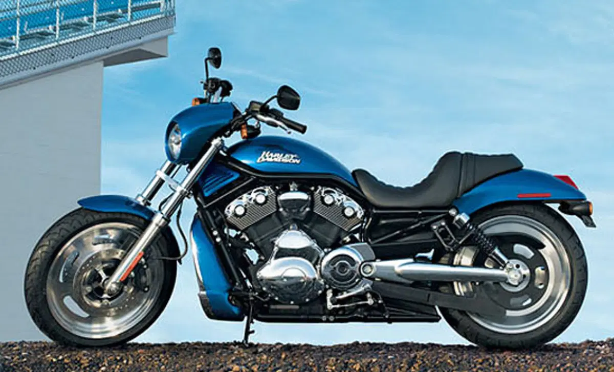 Harley-Davidson V-Rod 1130 Night Rod (2006 - 07) - VRSCD (2)