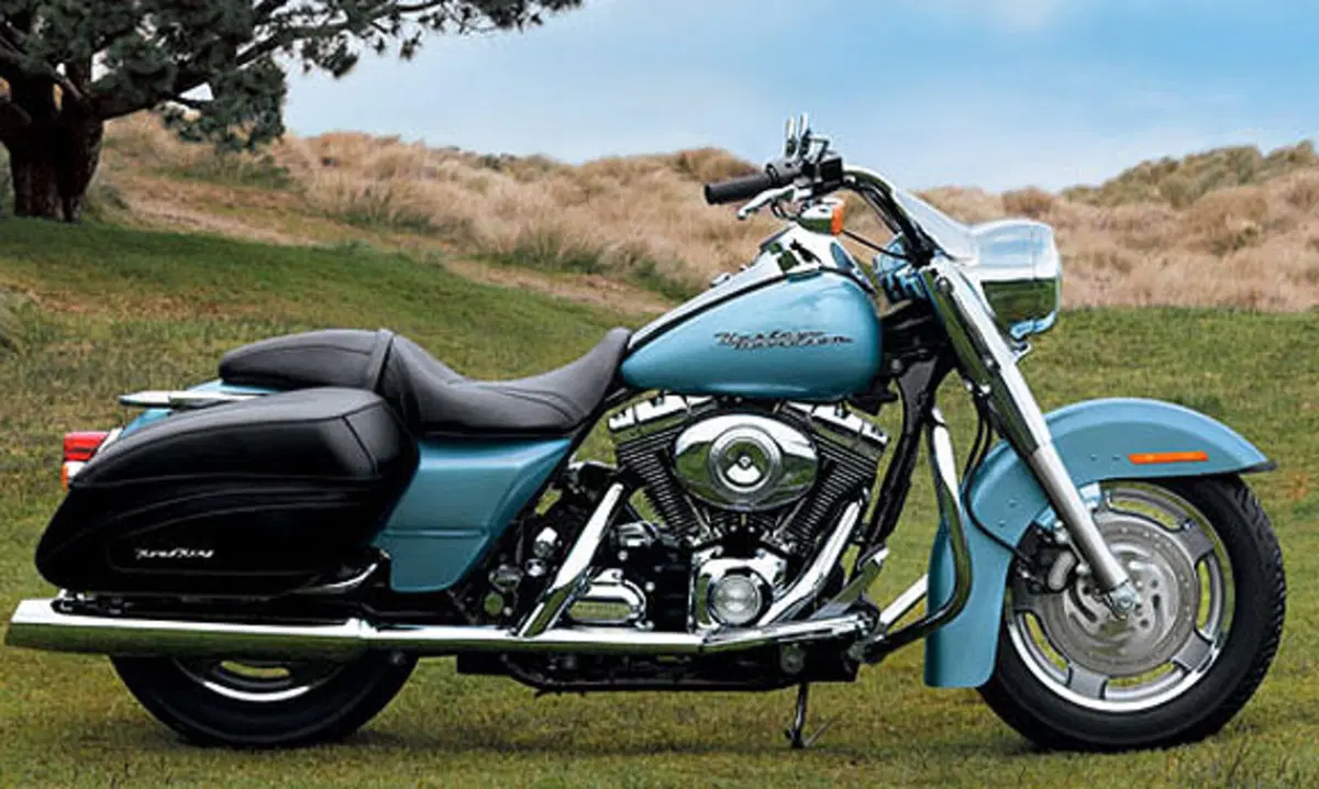 Harley-Davidson Touring 1690 Road King Custom (2007) - FLHRS