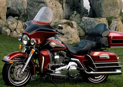 Harley-Davidson 1584 Electra Glide Ultra Classic (2007) - FLHTCU