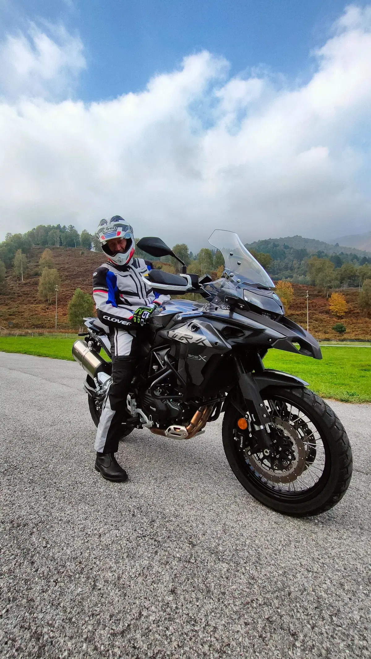 Benelli TRK 502 X VS BMW R 1250 GS Adventure: LE PIU' VENDUTE IN ITALIA! (3)