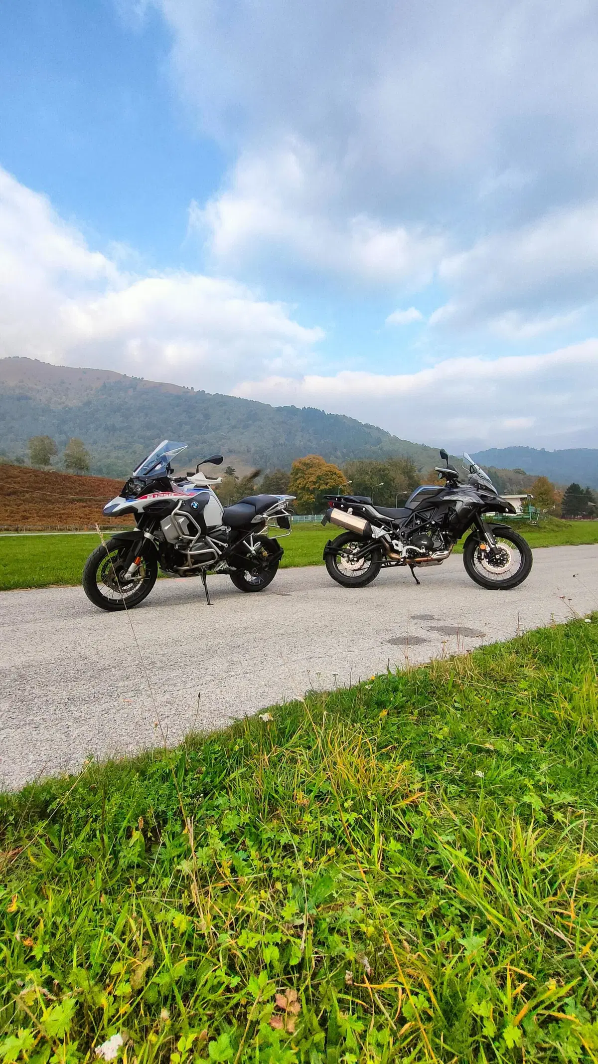 Benelli TRK 502 X VS BMW R 1250 GS Adventure: LE PIU' VENDUTE IN ITALIA! (5)