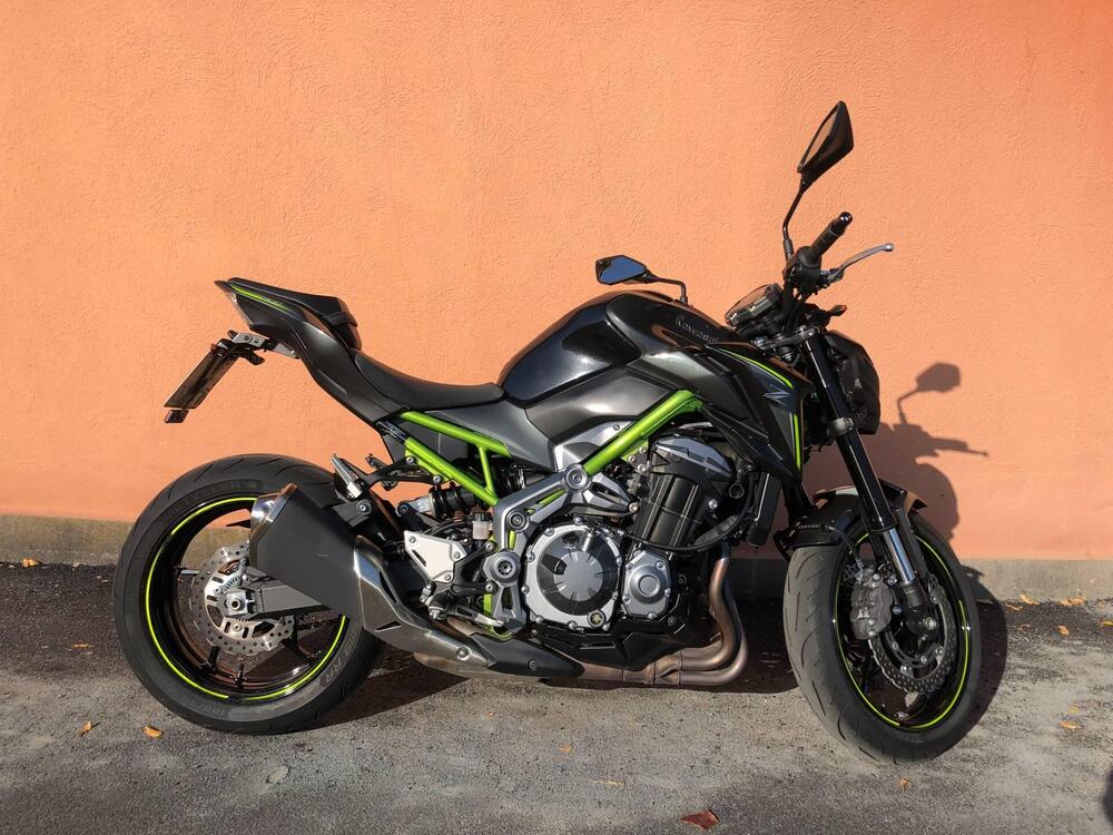 Kawasaki Z 900 (2017 - 18) (4)