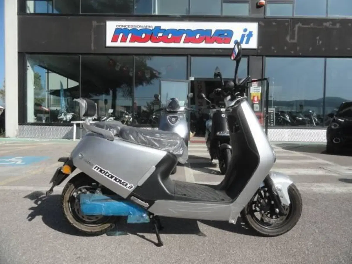 Yadea G5S (2022 - 26)