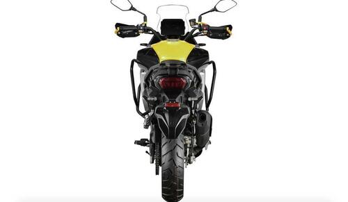 La QJMotor SVT650 Adventure debutta a Eicma con un V2 da 75 cavalli. Sarà la nuova TRK?