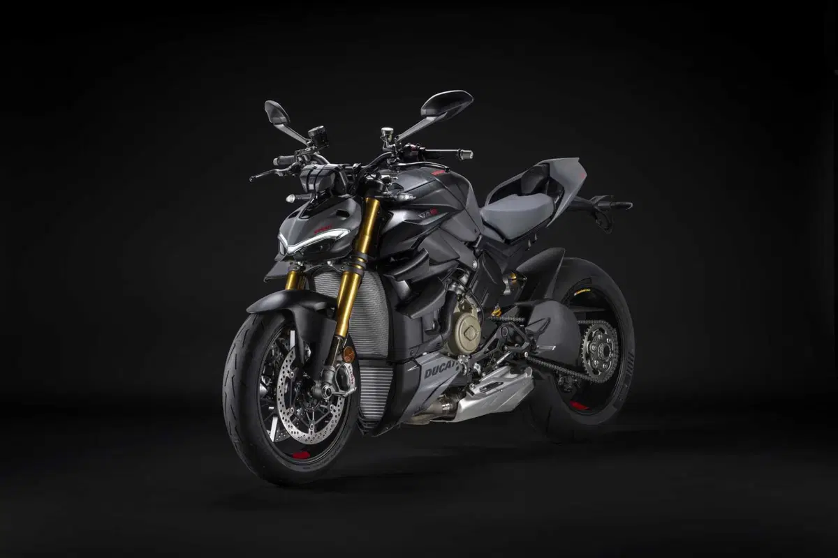Nuove Ducati Streetfighter V4, V4S e V4 SP2  2023 [VIDEO e GALLERY] (10)