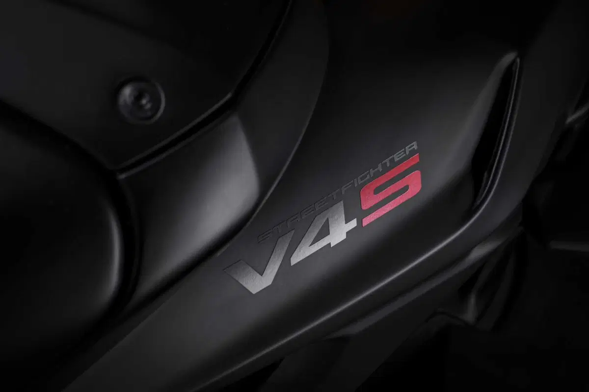 Nuove Ducati Streetfighter V4, V4S e V4 SP2  2023 [VIDEO e GALLERY] (19)