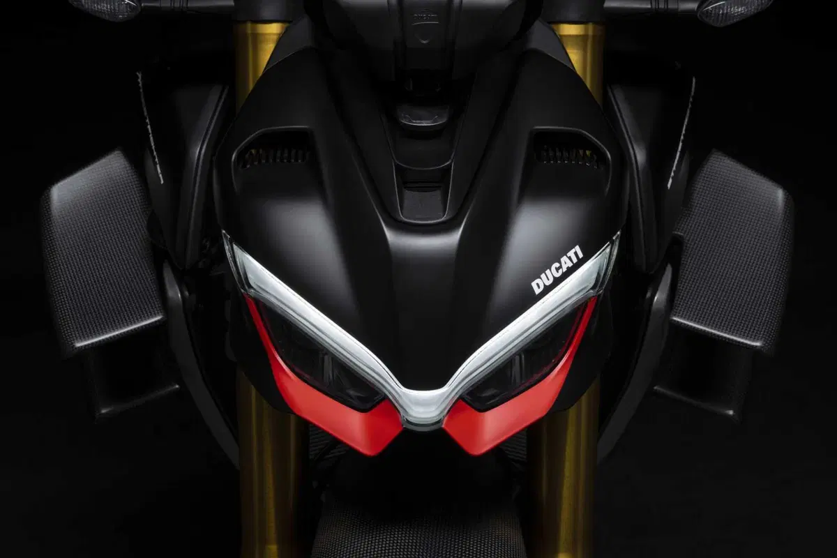 Nuove Ducati Streetfighter V4, V4S e V4 SP2  2023 [VIDEO e GALLERY] (33)