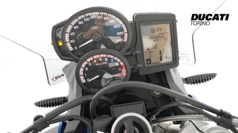 Bmw F 800 R (2015 - 16) (3)