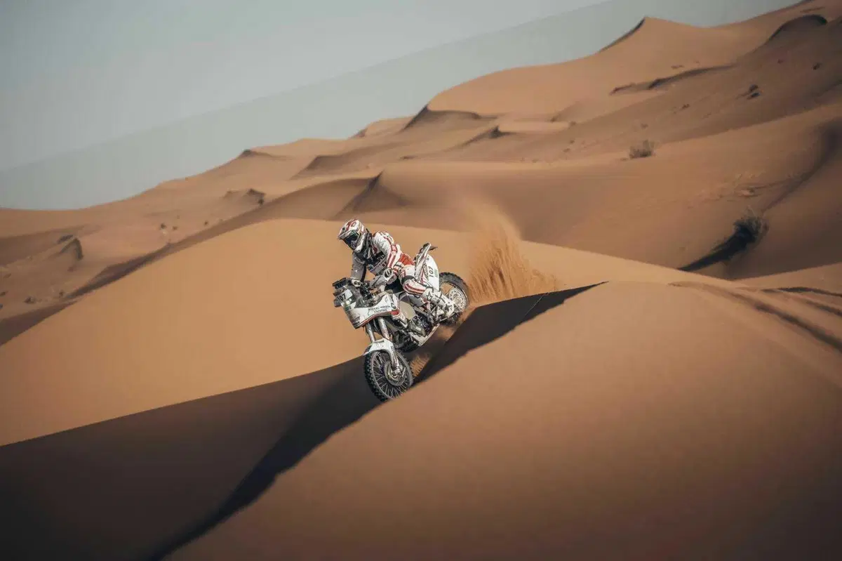 Africa Eco Race 22. D3, Assa. Maurizio “Gerry” Gerini In Testa! [VIDEO] (10)