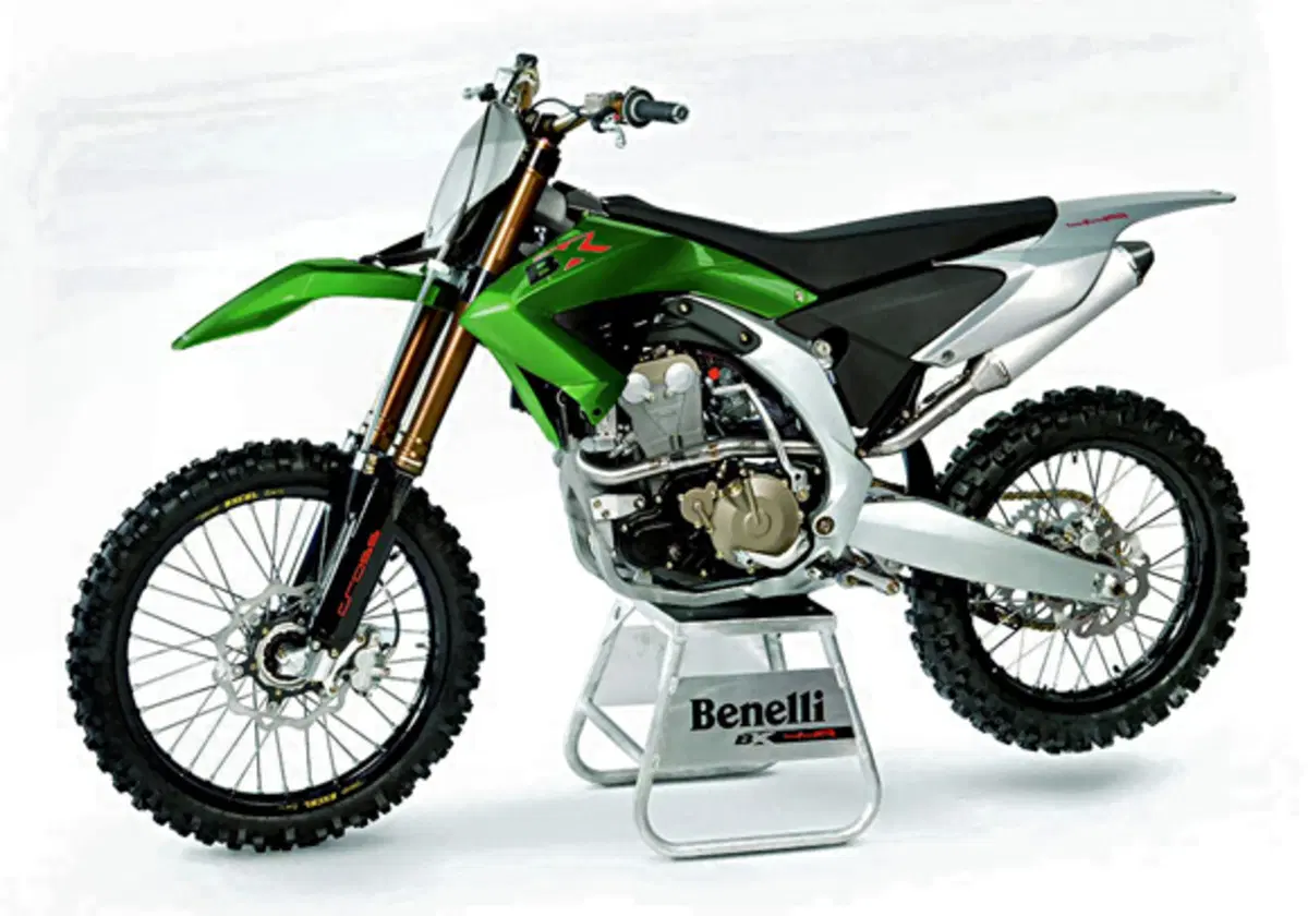 Benelli BX 449 Cross BX 449 Cross