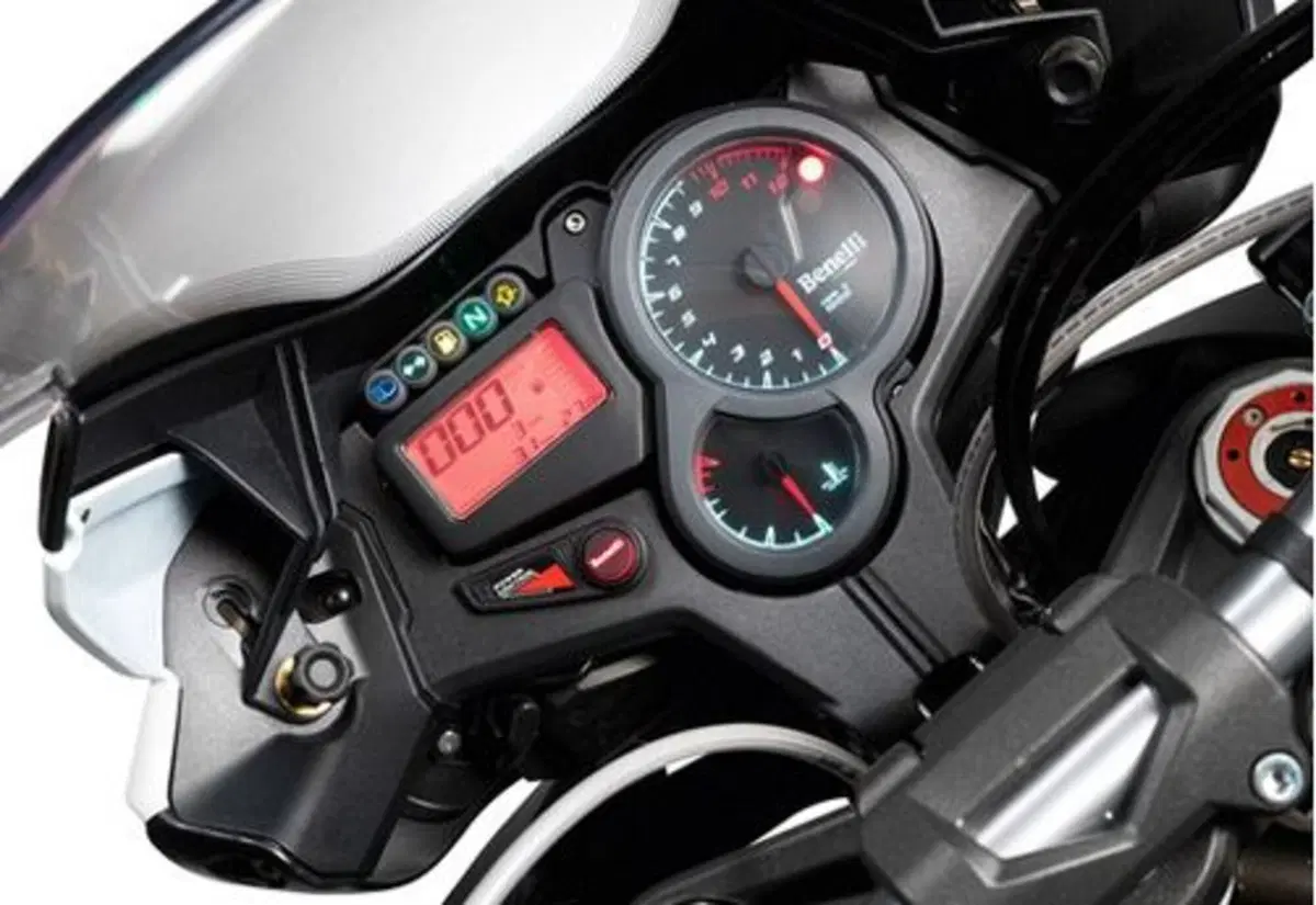 Benelli Tre 1130 K Tre 1130 K Amazonas (2007 - 16) (14)