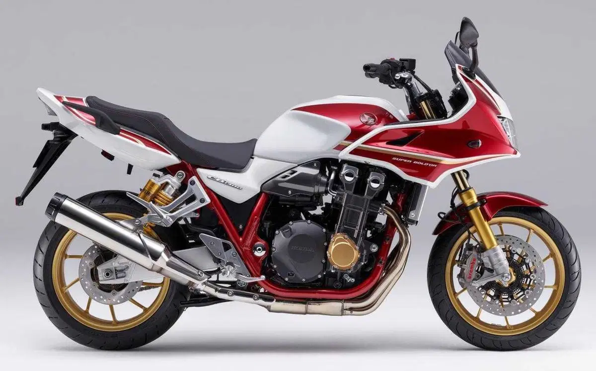 Honda CB1300 Super Four e Super Bol d'Or: svelati i modelli 30° anniversario (2)