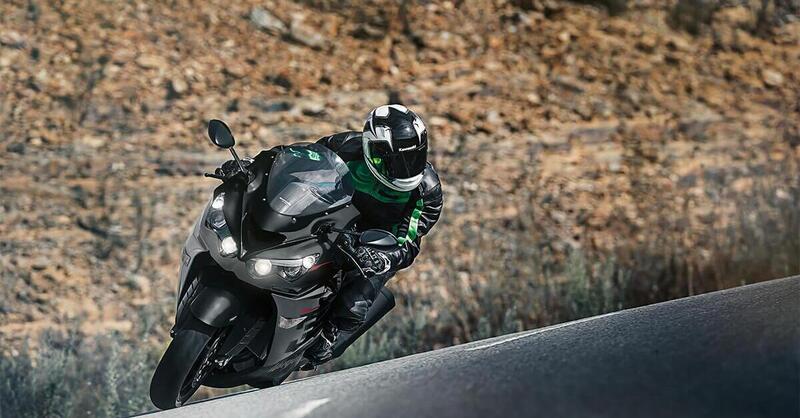 Pesi massimi e dove trovarli: in USA c&#039;&egrave; il MY 2023 della Kawasaki ZX-14R