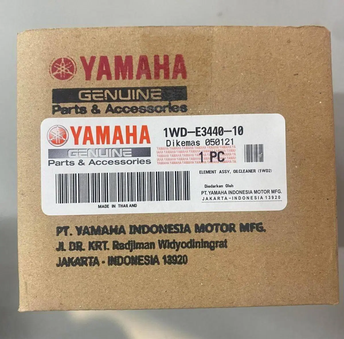 VENDITA STOCK MAGAZZINO RICAMBI E ACCESSORI YAMAHA (10)
