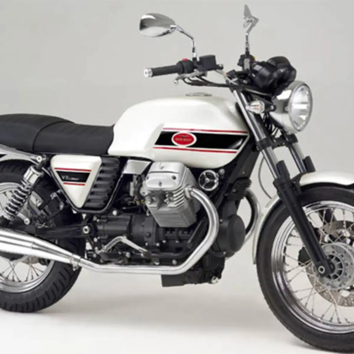 Moto Guzzi V7 Classic (2008 - 12)