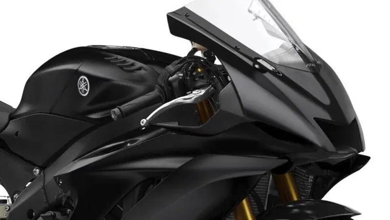 Yamaha YZF-R6 2023: confermata per l'uso in pista