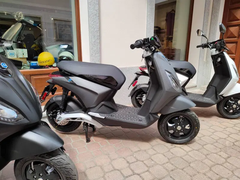 Piaggio 1 Active PMP (2022 - 23) (5)