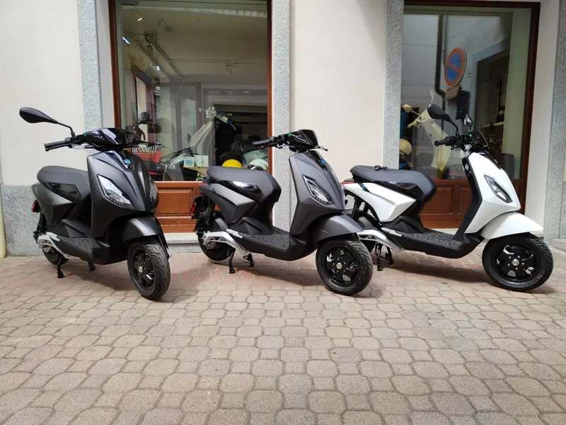 Piaggio 1 Active PMP (2022 - 23)