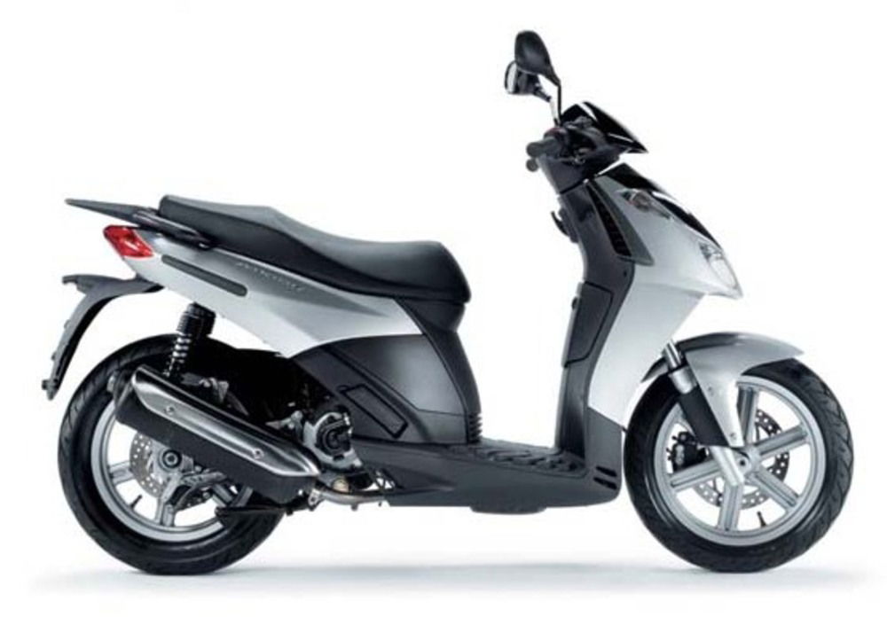 Aprilia Sportcity Cube 125 (2008 - 13)