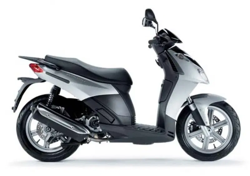 Aprilia Sportcity Cube 125 Sportcity Cube 125 (2008 - 13)