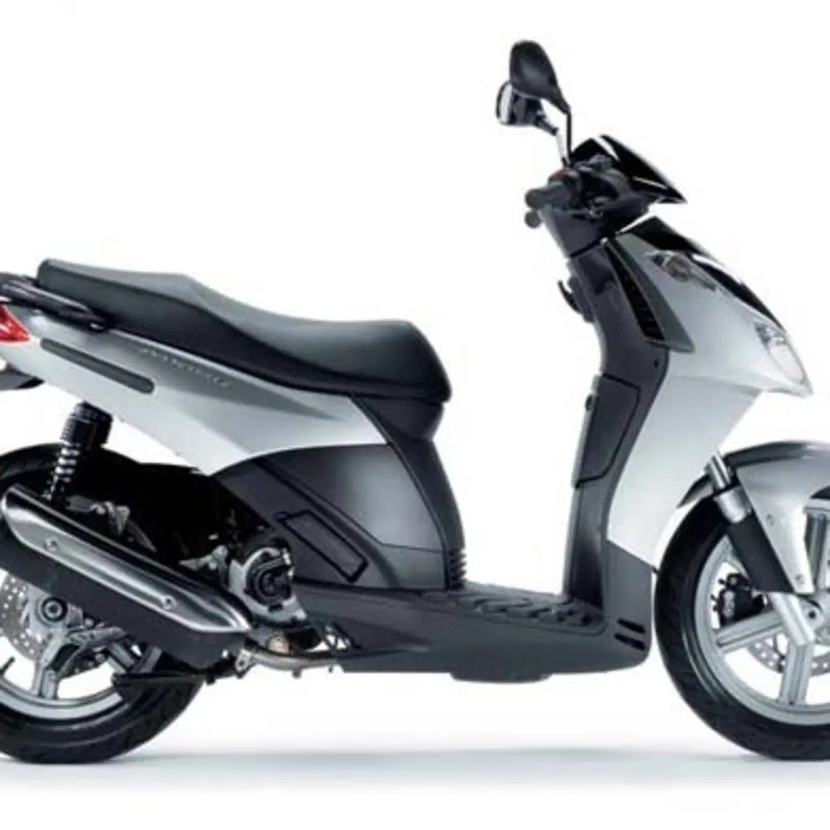 Aprilia Sportcity Cube 125 (2008 - 13)