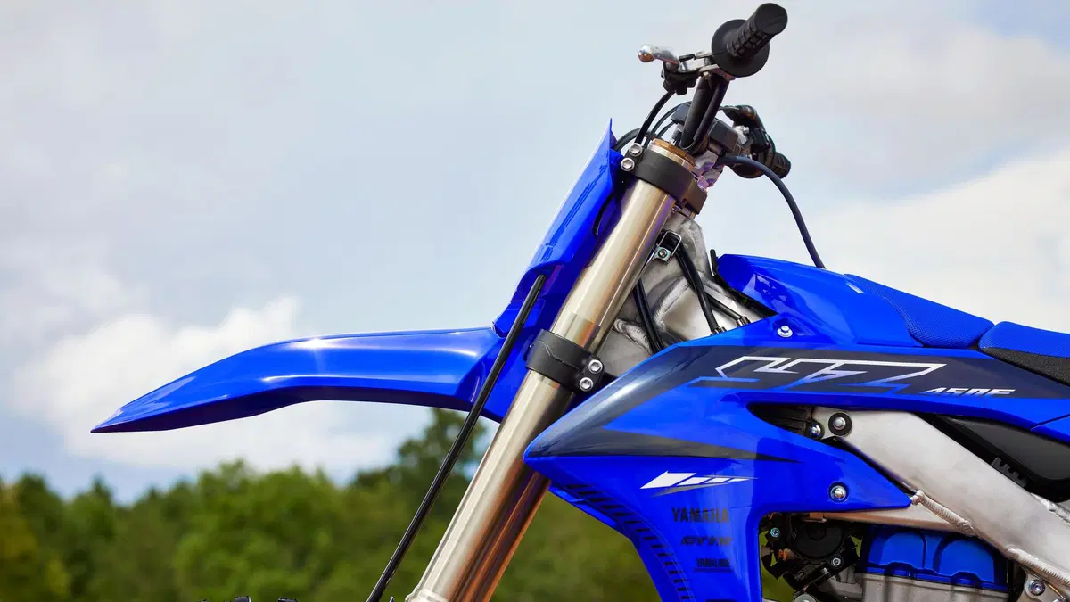 TEST Yamaha YZ450F MY23. Cura dimagrante [VIDEO]