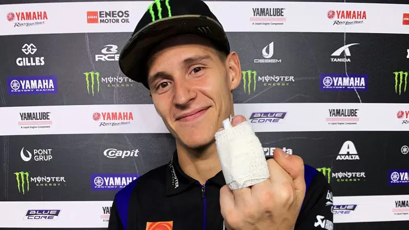 MotoGP 2022. GP della Malesia. Fabio Quartararo con un dito fratturato: "Quando parti cos&igrave; indietro &egrave; difficile"
