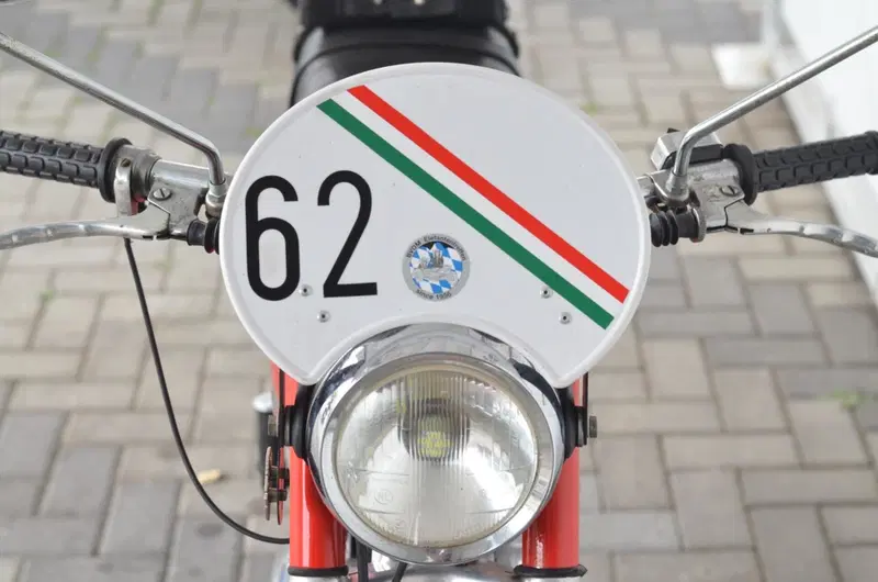 Gilera Arcore 150 (6)