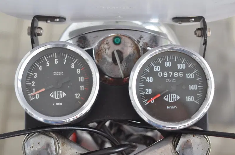 Gilera Arcore 150 (12)